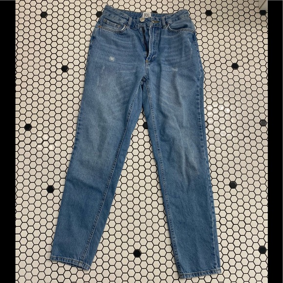 BDG UO  mom high Rise jeans size 26 - Picture 3 of 4